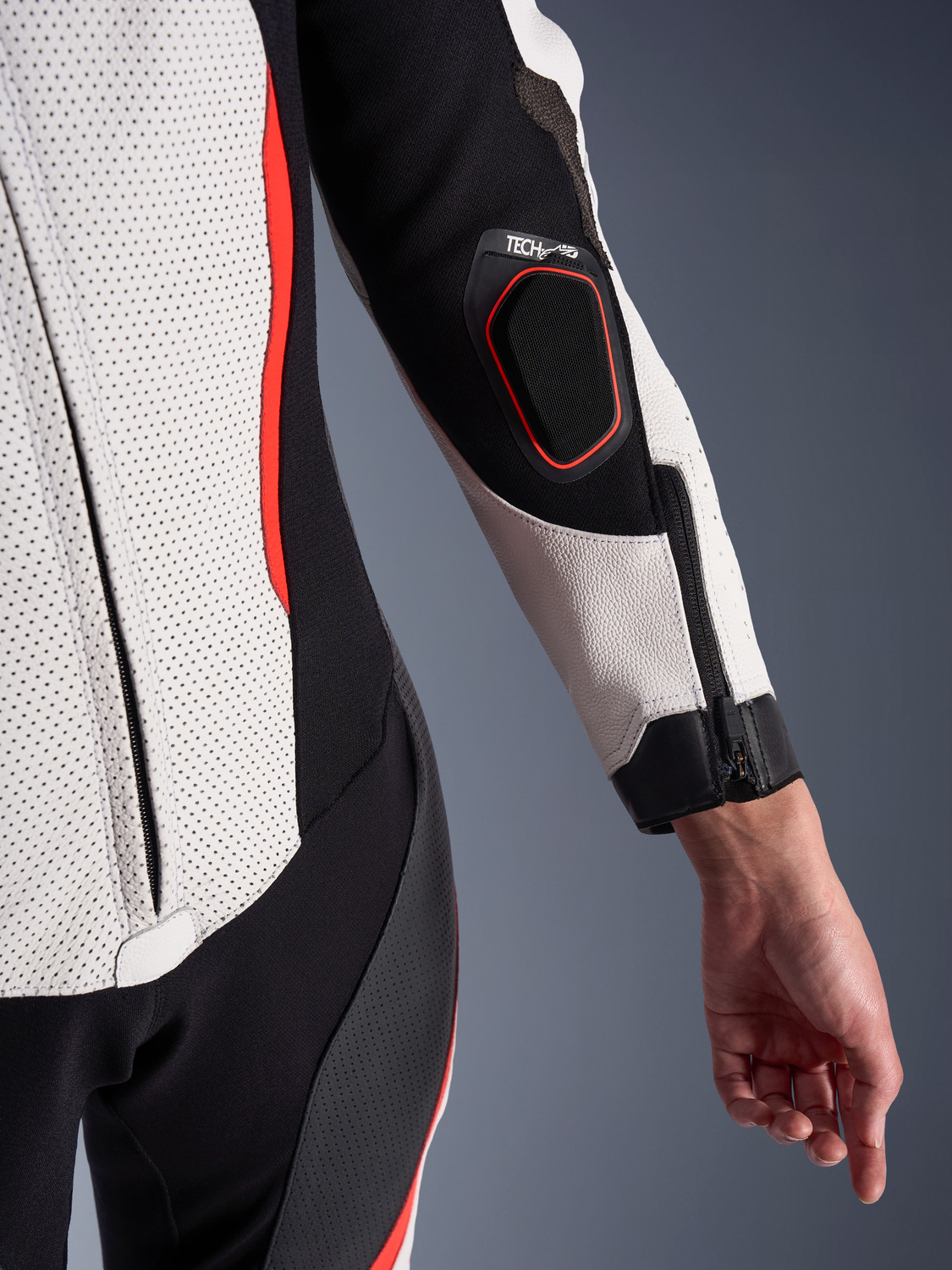 jednodílná kombinéza STELLA GP-R7, ALPINESTARS, dámské (bílá/červená fluo/černá) 2026 - Obrázek 5