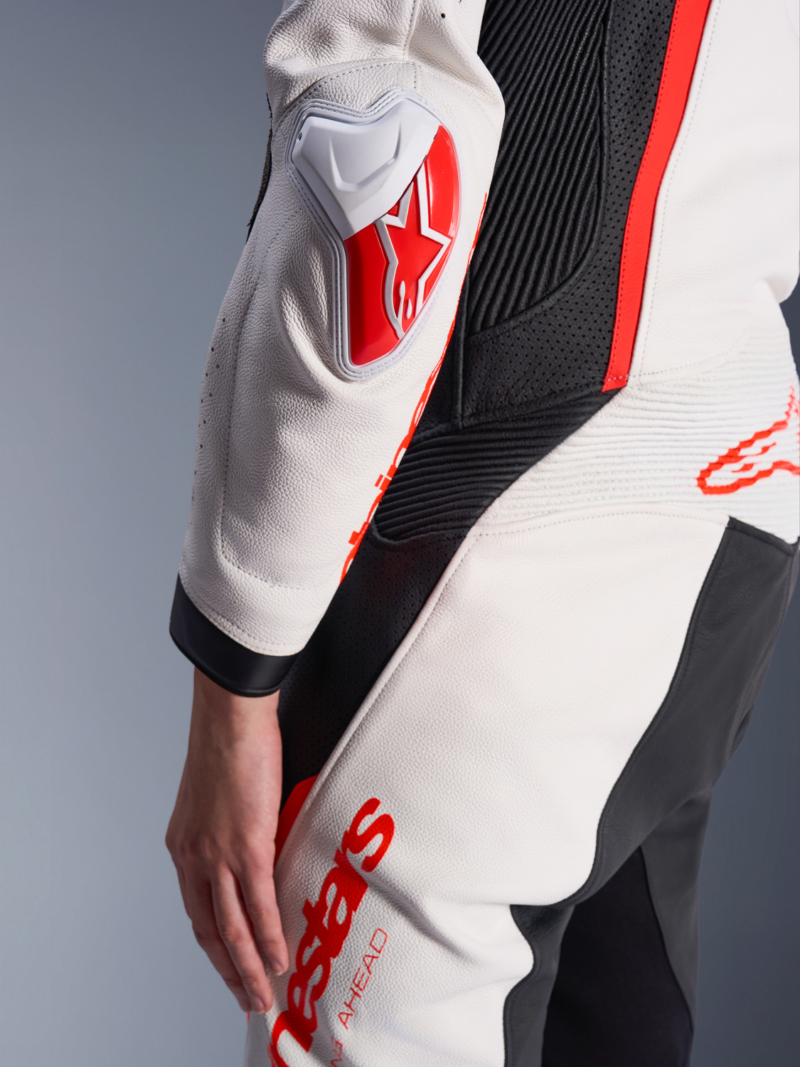 jednodílná kombinéza STELLA GP-R7, ALPINESTARS, dámské (bílá/červená fluo/černá) 2026 - Obrázek 6